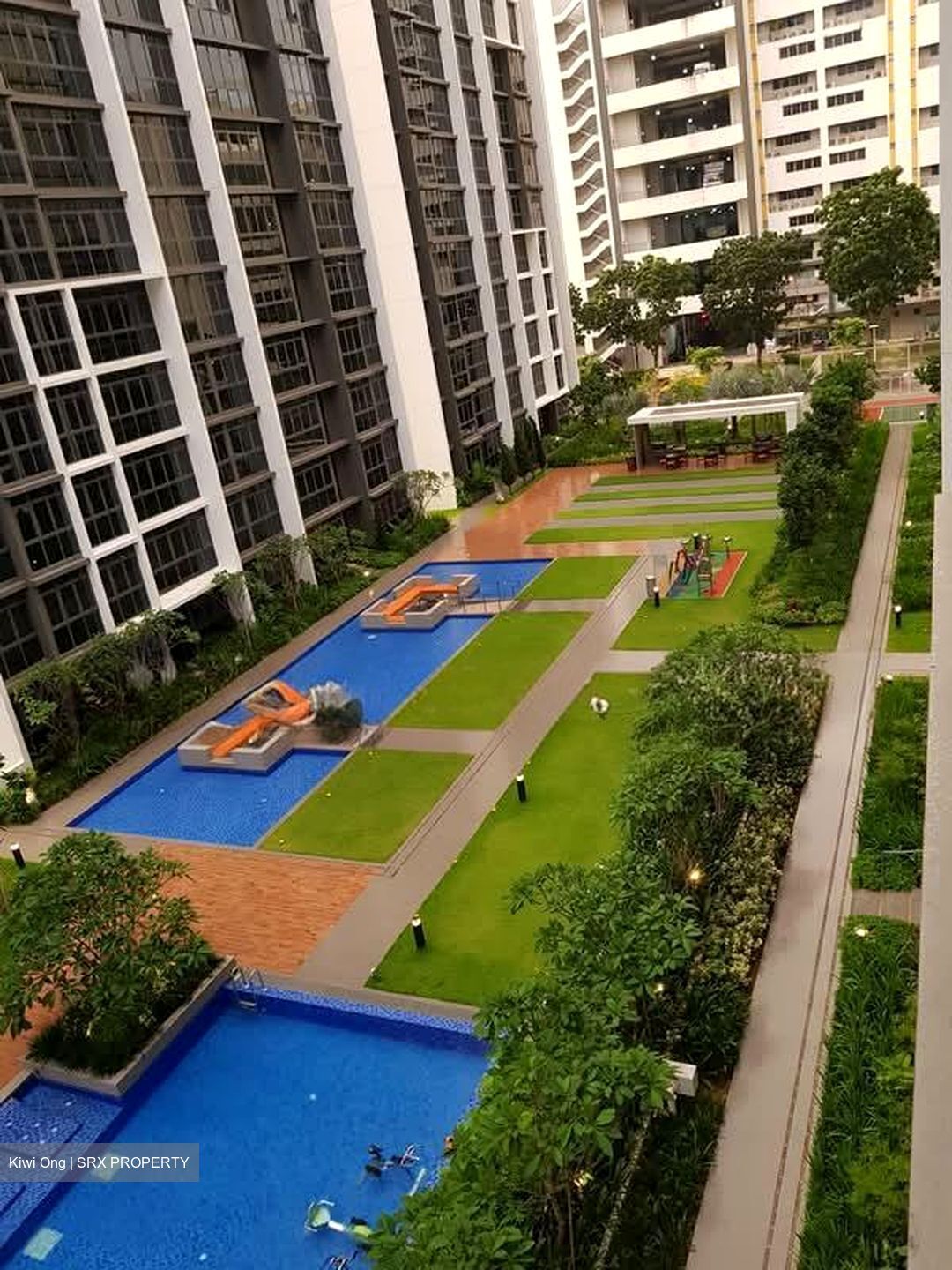Symphony Suites (D27), Condominium #557494901